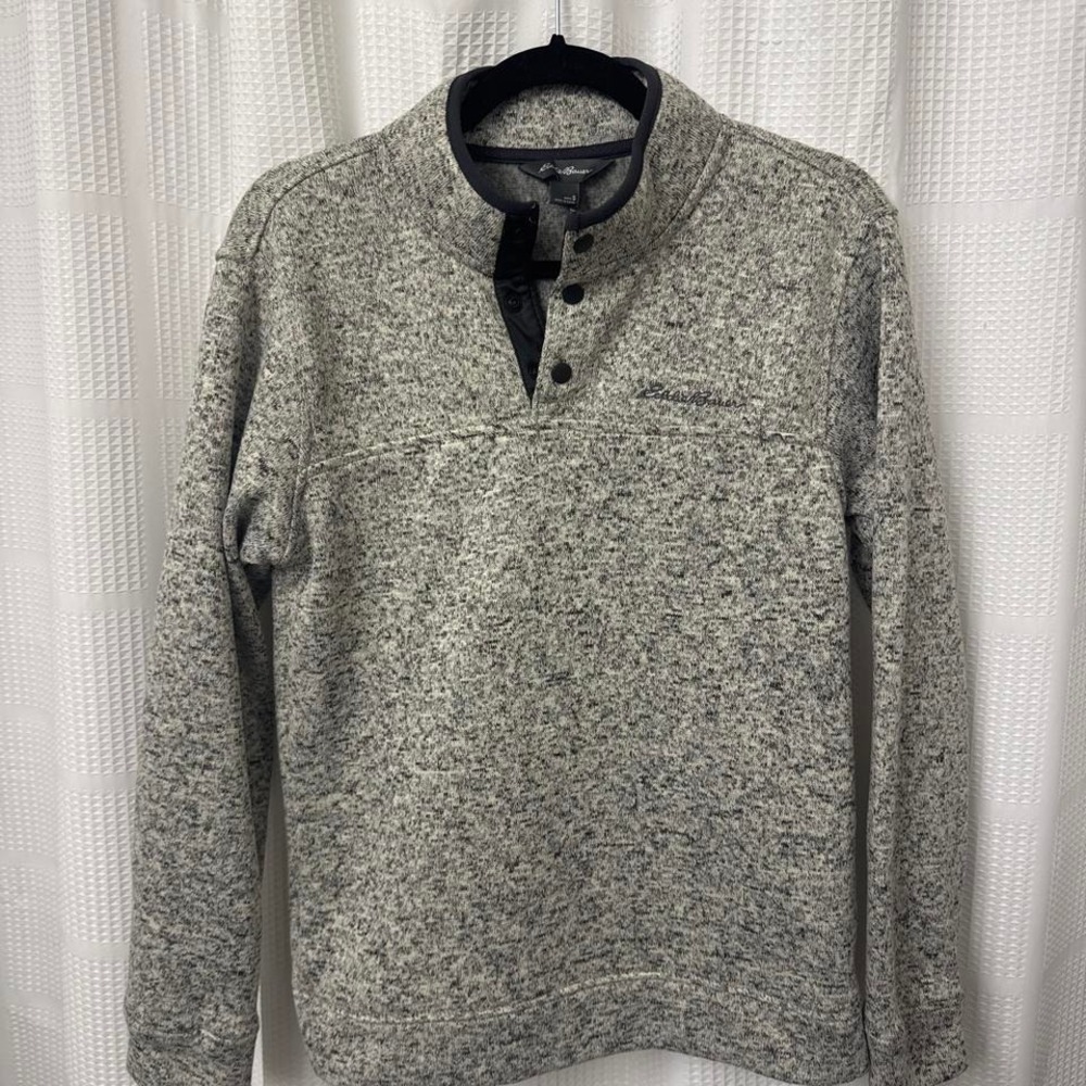 Eddie Bauer pull over